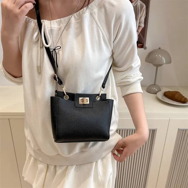 Shoulder Bag Women 2025 New Eu – Leather Works recenzja i cena